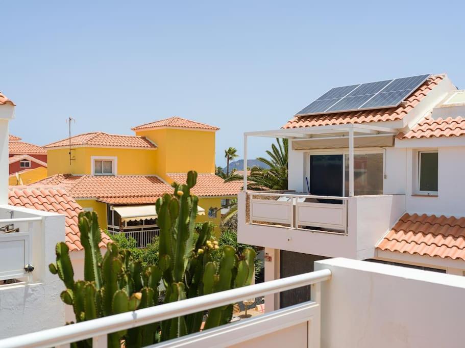 Casa Velero To 100mt From , Optical Fiber Ferienhaus La Oliva