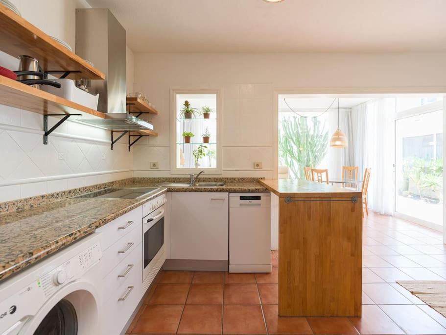 Casa Velero To 100mt From , Optical Fiber Holiday home La Oliva